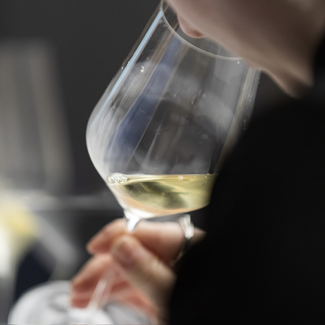 Aromatic whites